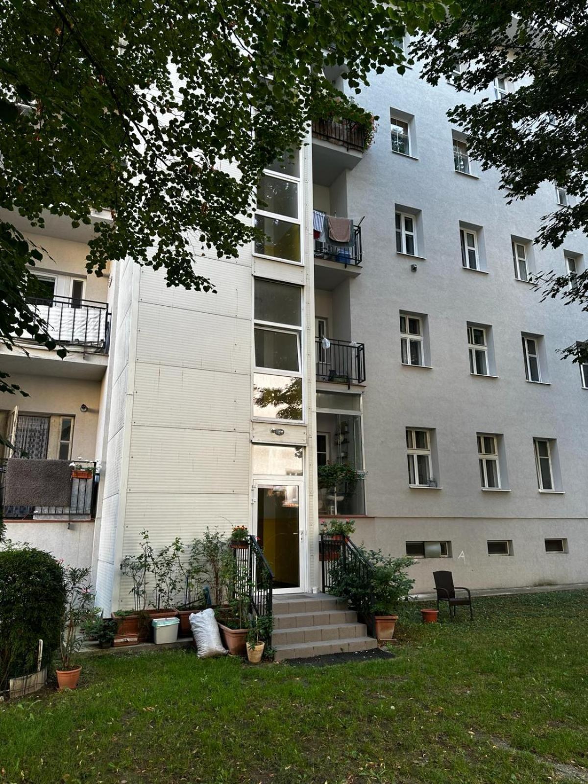 Appartement Urban Zenhouse No.2 - Breakfast Included à Bratislava Extérieur photo